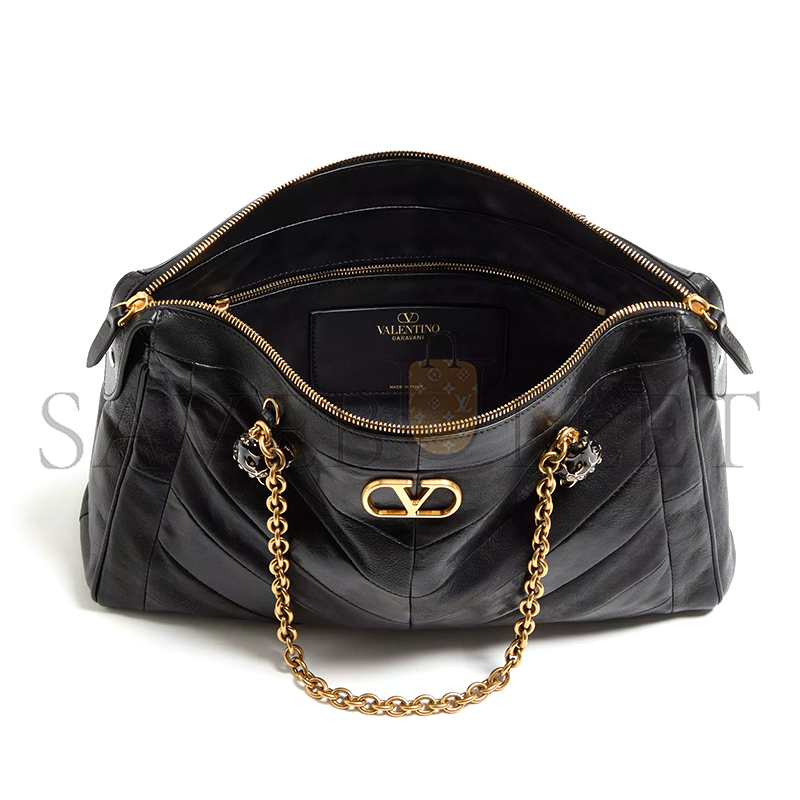 VALENTINO GARAVANI PANTHEA SHOULDER BAG IN NAPPA LEATHER WITH CHEVRON PATTERN 7W0B0S70UYF_0NO (33*19.5*9cm) VALENTINO GARAVANI PANTHEA SHOULDER BAG IN NAPPA LEATHER WITH CHEVRON PATTERN 7W0B0S70UYF_0NO (33*19.5*9cm)